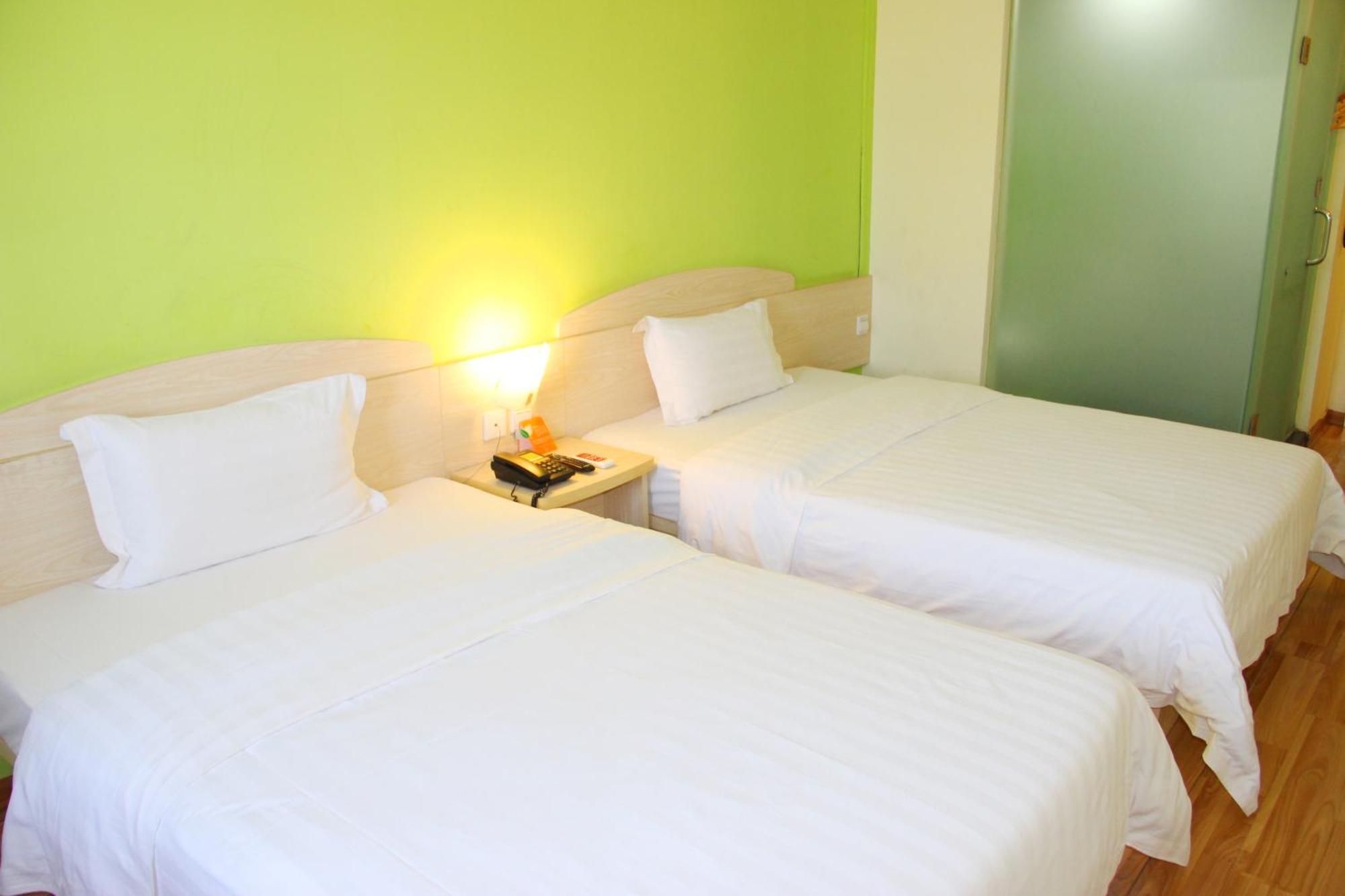 7Days Inn South Beijing Railway Station Yangqiao Bagian luar foto